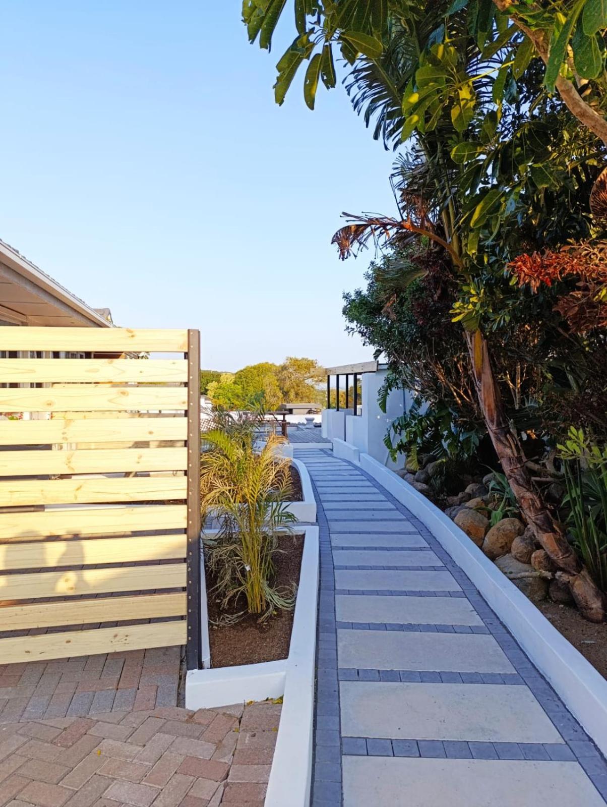 Reef View Bnb East London Bagian luar foto
