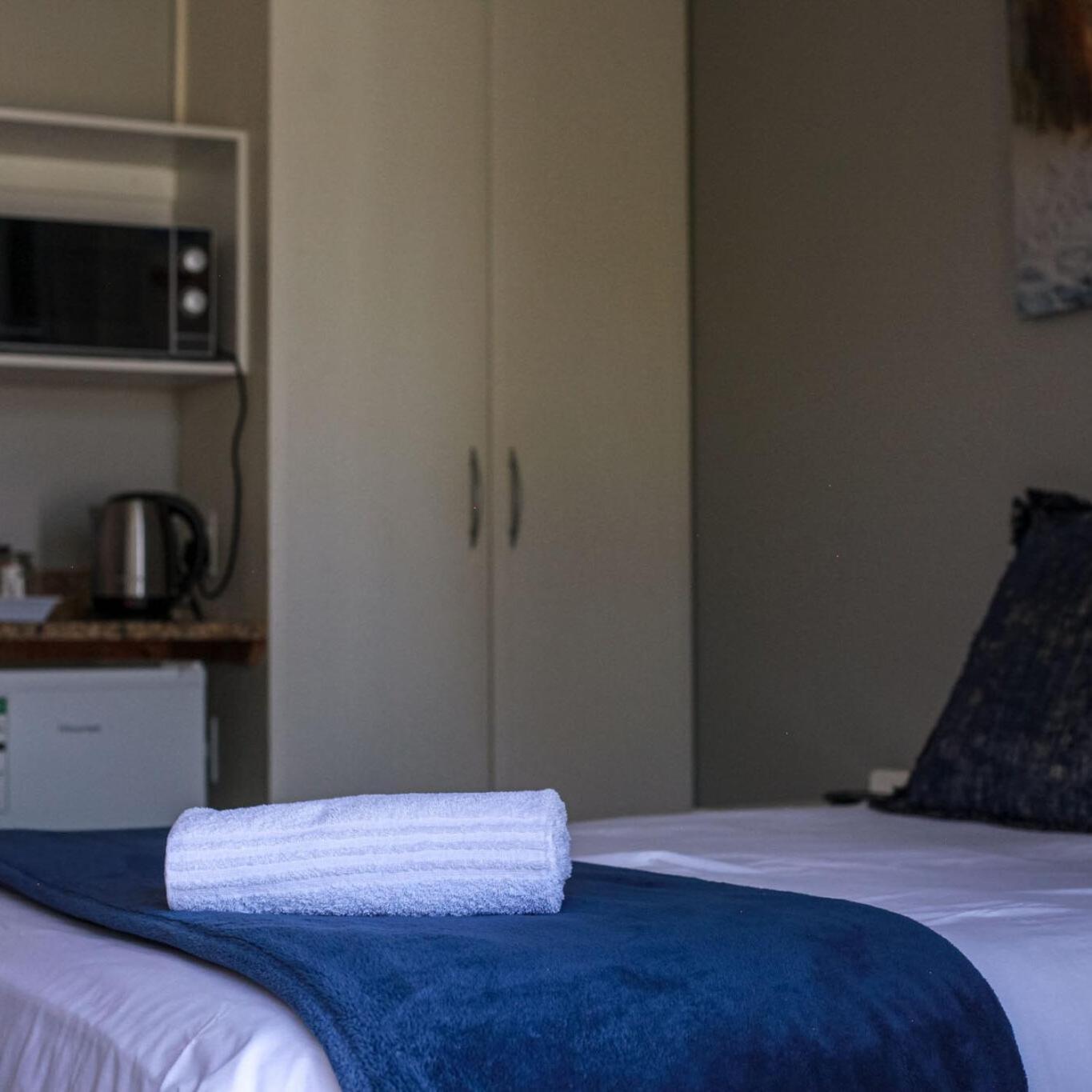 Reef View Bnb East London Bagian luar foto