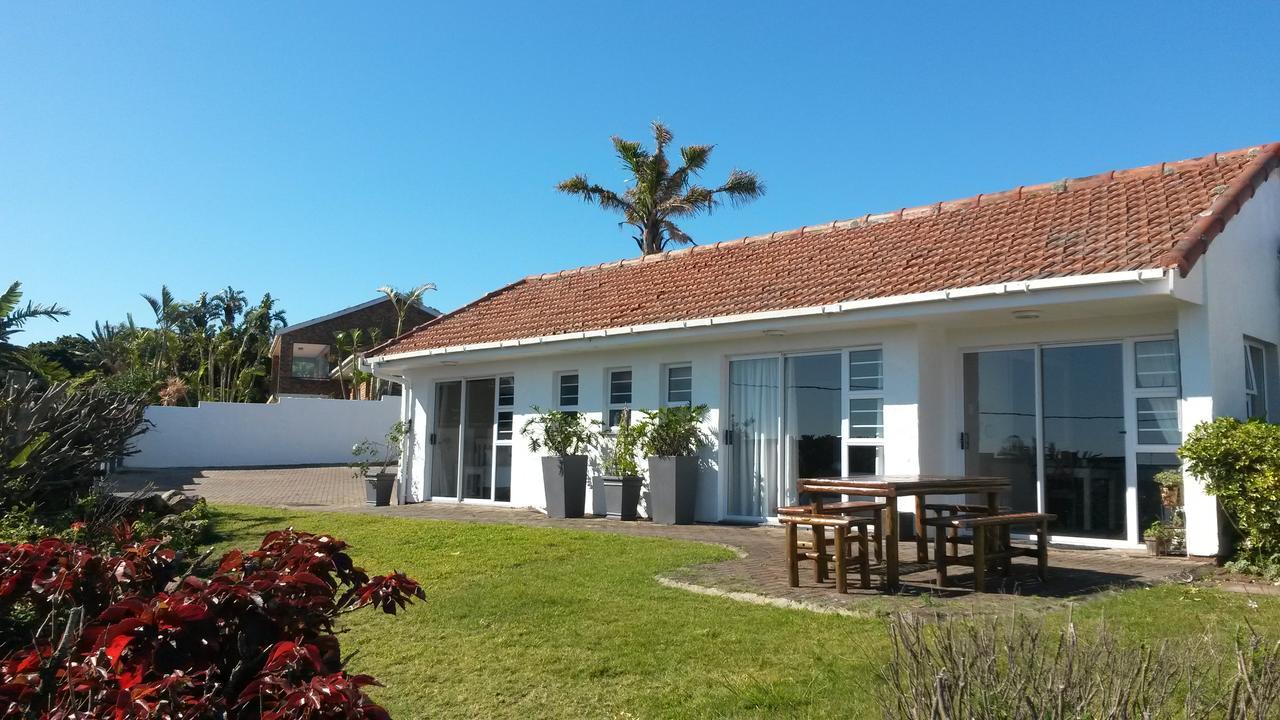 Reef View Bnb East London Bagian luar foto